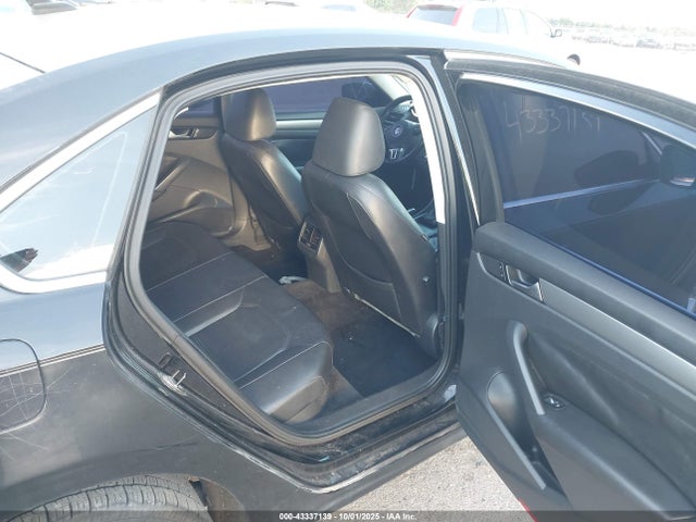 Volkswagen Passat 2014 1VWBS7A32EC091716 Image 8