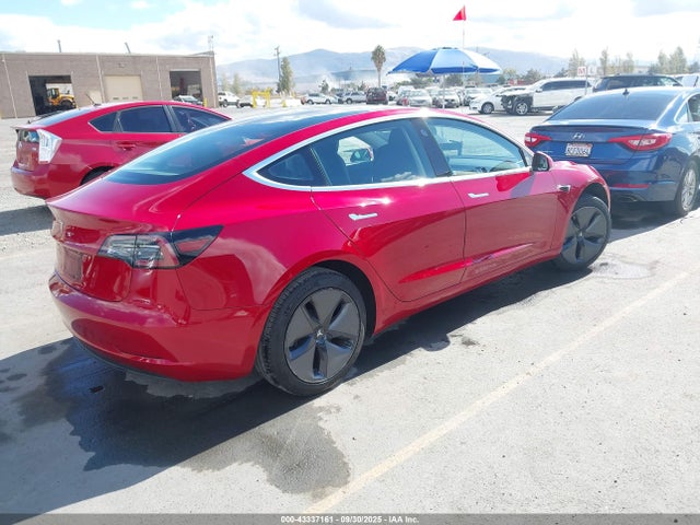 2018 TESLA MODEL 3 5YJ3E1EA6JF048014 Photo 3