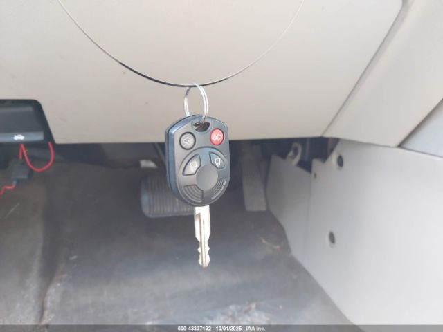 2009 FORD ESCAPE 1FMCU03G39KD06746 Photo 10