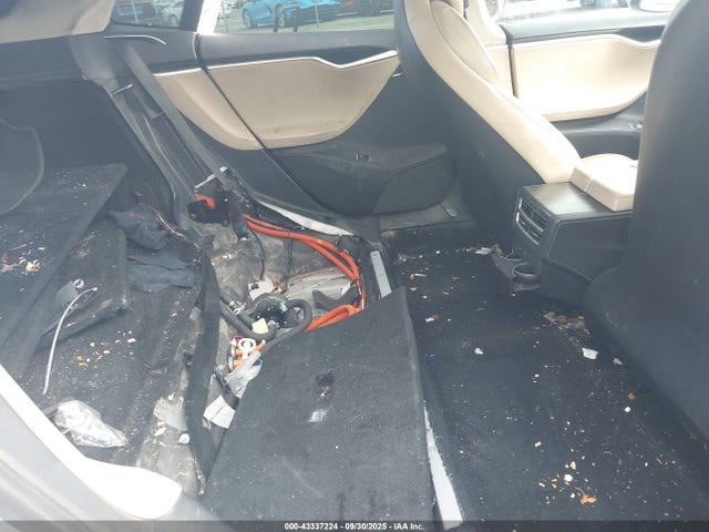 2017 TESLA MODEL S 5YJSA1E23HF185115 Photo 7