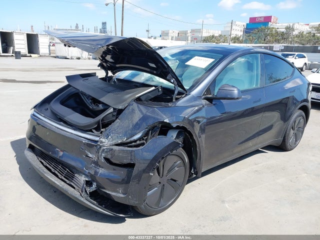 2026 TESLA MODEL Y 7SAYGDEE1TA401430 Photo 5