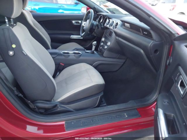 2021 FORD MUSTANG 1FA6P8TH6M5140588 Photo 4