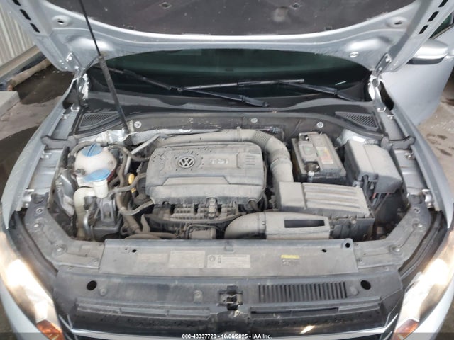 Volkswagen Passat 2015 1VWAS7A33FC104079 Image 10