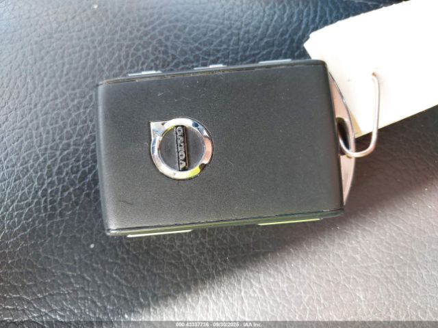 2018 VOLVO XC60 YV4102RK1J1039208 Photo 10