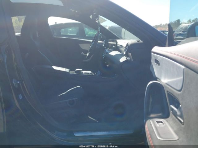 2022 MERCEDES-BENZ CLA 250 COUPE W1K5J4HB5NN299596 Photo 4