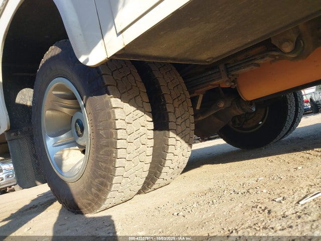 Chevrolet l8t 2021 1GB4YTE76MF291757 Image 14