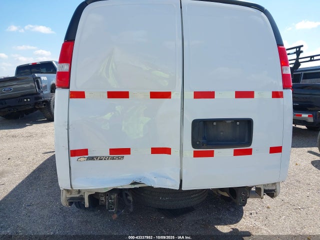 1GCWGAFP2M1230154 Chevrolet lv1