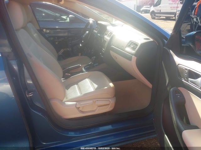 Aukcja sprzedaży 2016 Volkswagen Jetta 1.4t Se, vin: 3VWD67AJ3GM315461, numer aukcji: 43338219