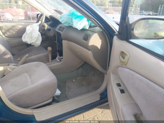 2000 CHEVROLET PRIZM 1Y1SK5484YZ402106 Photo 4