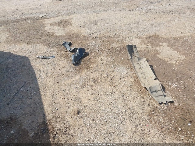 1FMCU0GX5GUB23201 Ford Escape