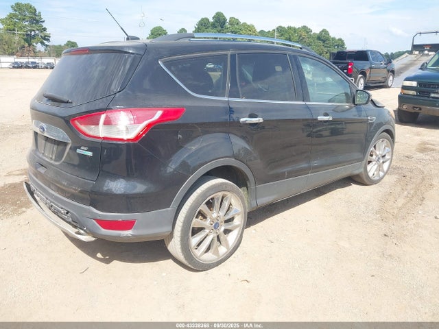 1FMCU0GX5GUB23201 Ford Escape