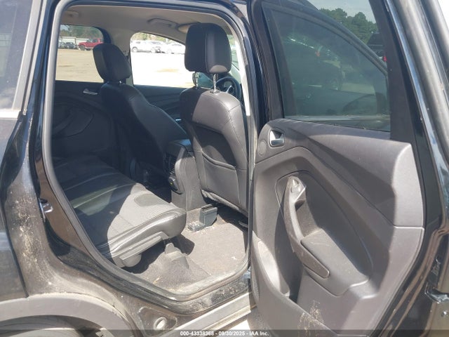 1FMCU0GX5GUB23201 Ford Escape