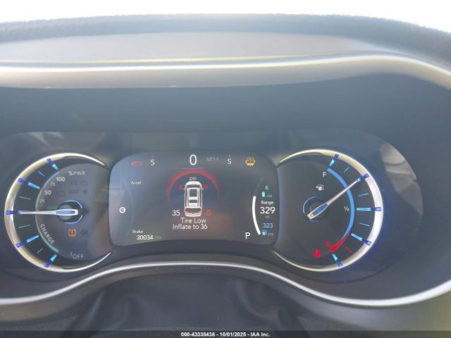 2023 CHRYSLER PACIFICA HYBRID 2C4RC1L75PR509854 Photo 6