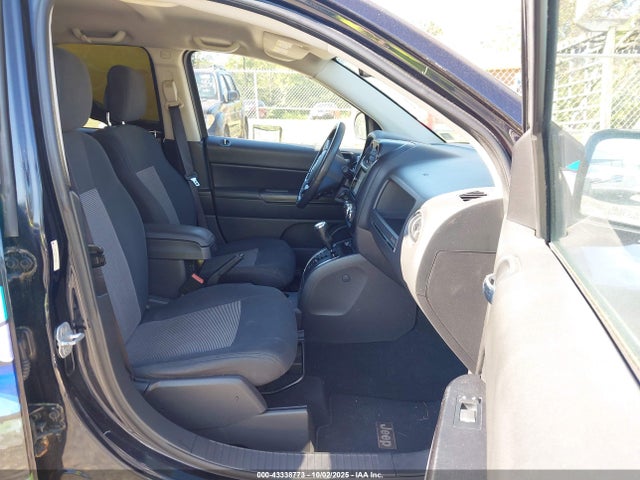 2011 Jeep Compass მანქანა იყიდება აუქციონზე, vin: 1J4NF1FBXBD135687, აუქციონის ნომერი: 43338773