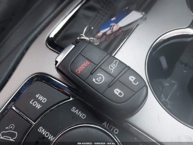 Продажа на аукционе авто 2018 Jeep Grand Cherokee High Altitude 4x4, vin: 1C4RJFCG9JC458619, номер лота: 43338822