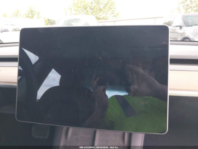 2021 TESLA MODEL 3 5YJ3E1EB9MF938469 Photo 6