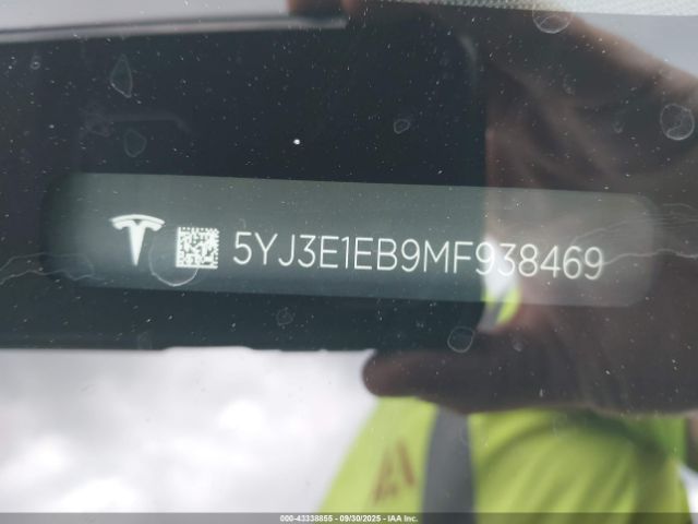 2021 TESLA MODEL 3 5YJ3E1EB9MF938469 Photo 8