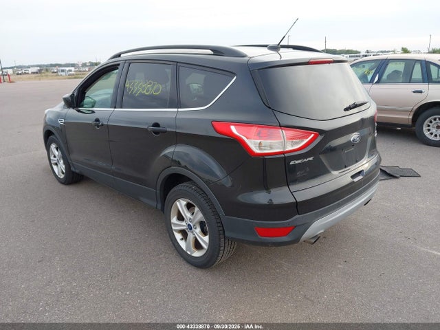 1FMCU9GX5FUA33260 Ford Escape