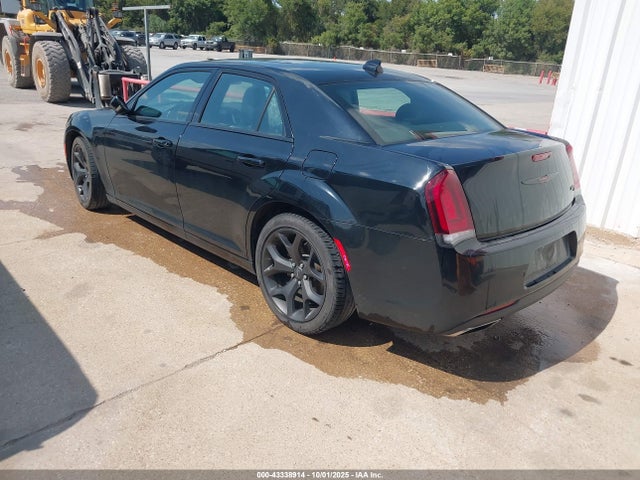2C3CCABG9MH537198 Chrysler 300