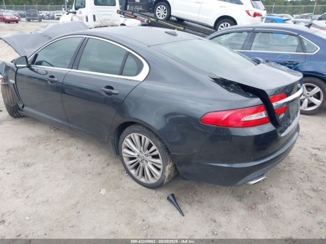 2012 JAGUAR XF SAJWA0HB7CLS41796 Photo 2