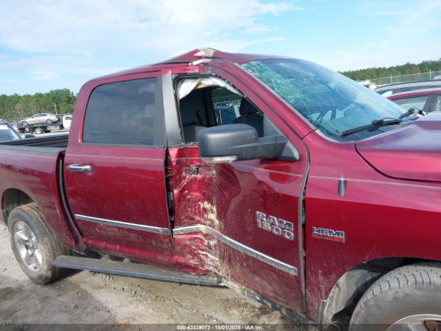 2017 RAM 1500 1C6RR6LTXHS542851 Photo 5