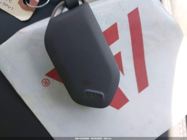 2025 KIA SORENTO 5XYRL4JC5SG402124 Photo 10