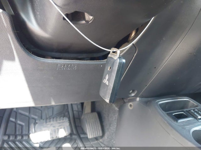 Mitsubishi MIRAGE G4 2018 ML32F4FJ8JHF01208 Image 11