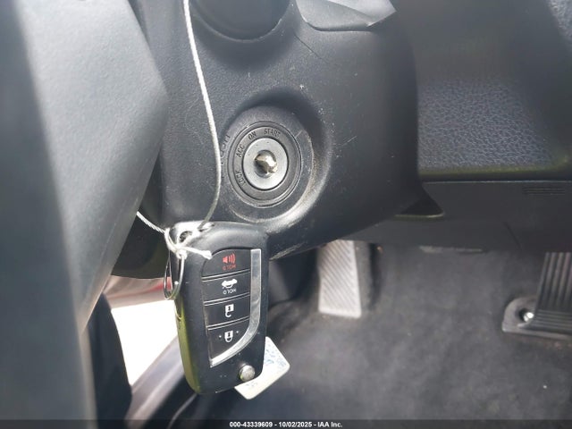 4T1B11HK7JU557835 Toyota CAMRY SE