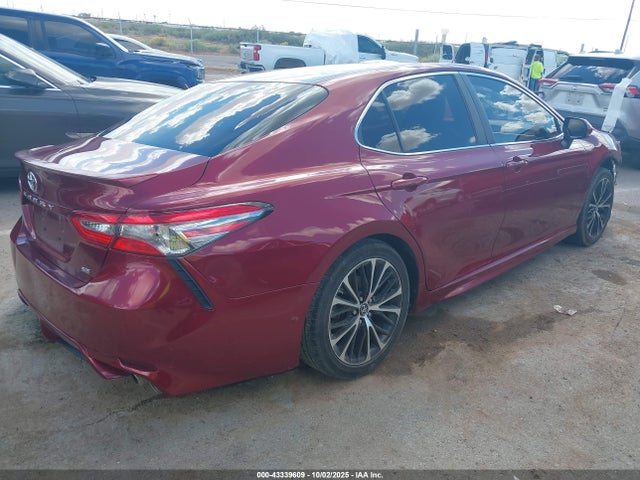 4T1B11HK7JU557835 Toyota CAMRY SE