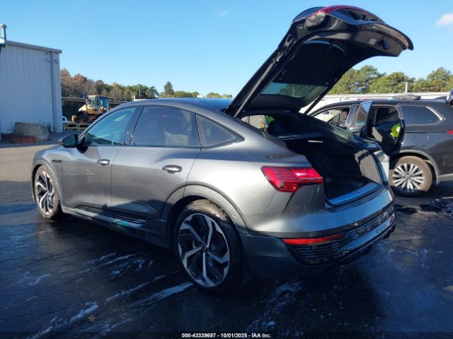 2024 AUDI Q8 E-TRON WA1CAAGE3RB063395 Photo 2