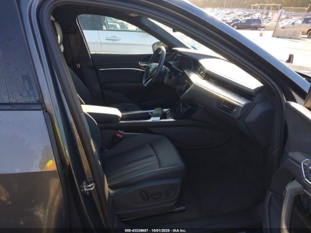 2024 AUDI Q8 E-TRON WA1CAAGE3RB063395 Photo 4