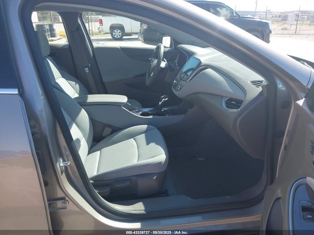 1G1ZD5ST4SF116584 Chevrolet lfv