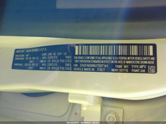 2018 ALFA ROMEO STELVIO ZASFAKBN8J7B97141 Photo 8