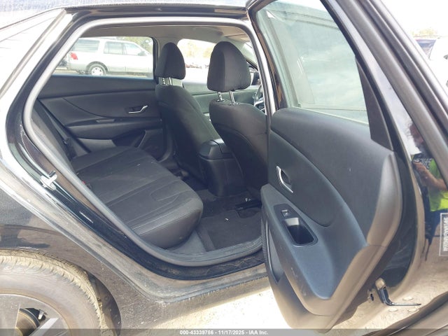 5NPLM4AG7MH026544 Hyundai ELANTRA SEL
