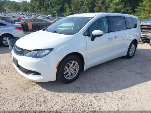 2023 CHRYSLER VOYAGER 2C4RC1CG7PR525120 Photo 1