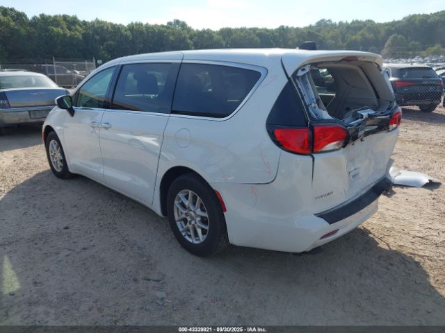 2023 CHRYSLER VOYAGER 2C4RC1CG7PR525120 Photo 2