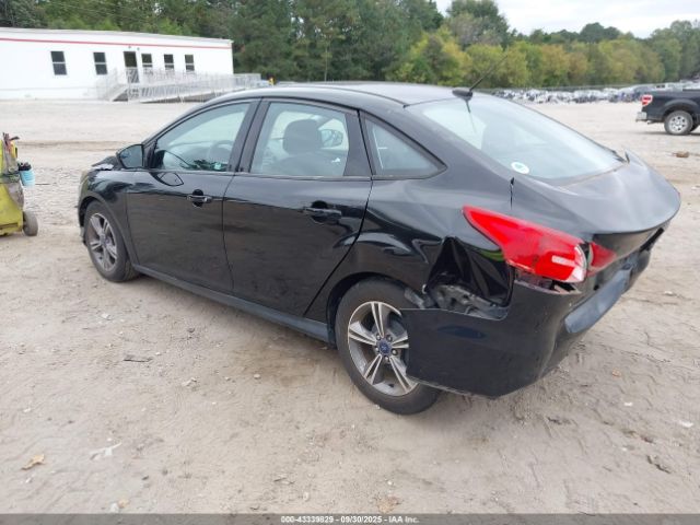 2018 FORD FOCUS 1FADP3F26JL311445 Photo 2