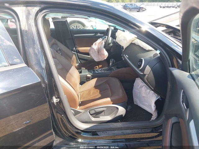 2016 AUDI A3 WAUB8GFF2G1040460 Photo 4