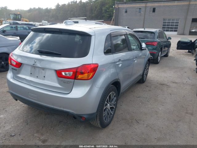 2017 MITSUBISHI OUTLANDER SPORT JA4AP3AU3HZ058866 Photo 3