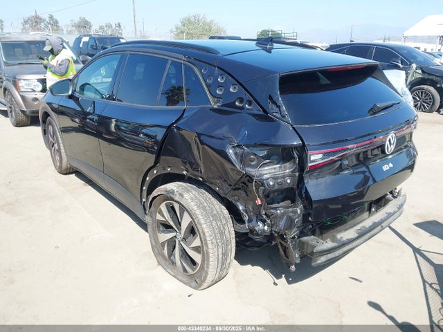 2024 VOLKSWAGEN ID.4 1V2CRPE84RC000457 Photo 2