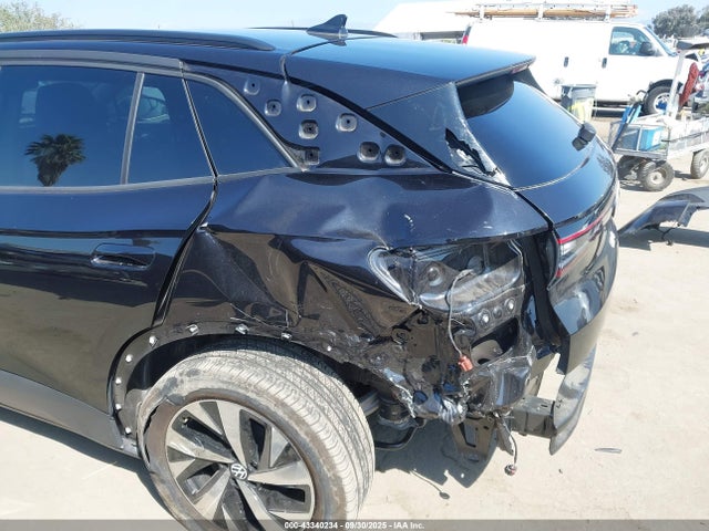 2024 VOLKSWAGEN ID.4 1V2CRPE84RC000457 Photo 5