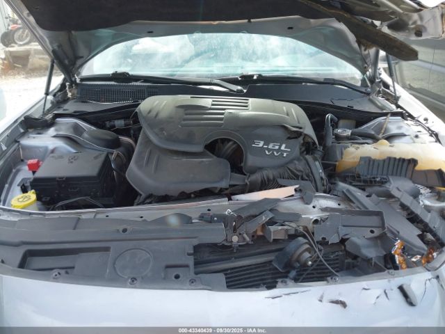 2017 CHRYSLER 300C 2C3CCAEG7HH570928 Photo 9