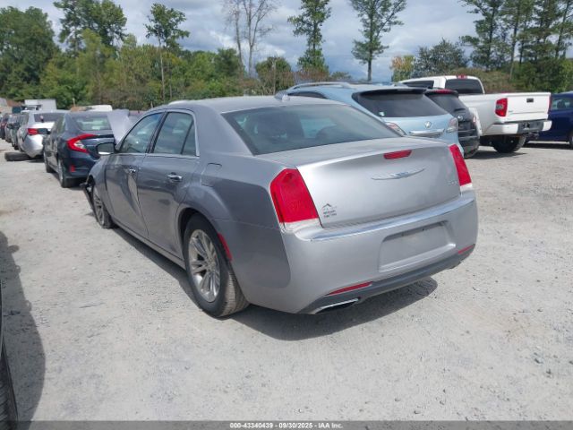 2017 CHRYSLER 300C 2C3CCAEG7HH570928 Photo 2
