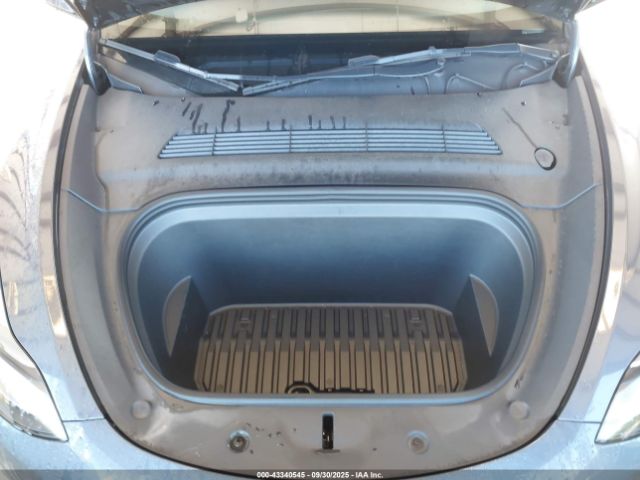 2023 TESLA MODEL Y 7SAYGDEE6PF886642 Photo 9