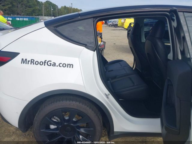 2022 TESLA MODEL Y 7SAYGDEE8NA019642 Photo 7