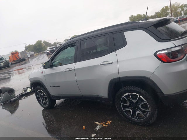 Jeep Compass 2024 3C4NJDDN5RT149858 Image 14