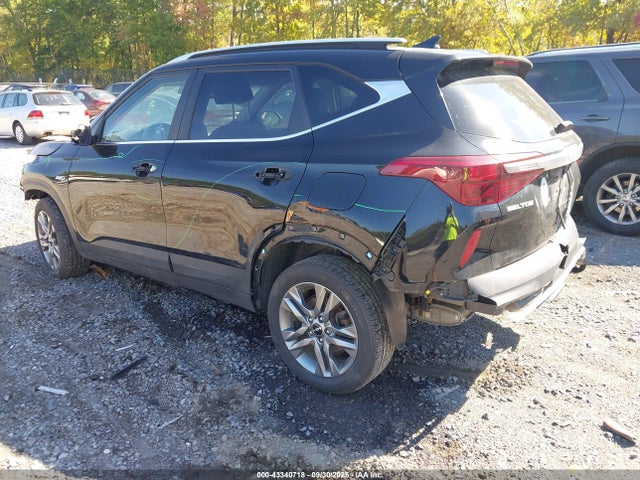 2023 KIA SELTOS KNDEUCAA6P7463040 Photo 2