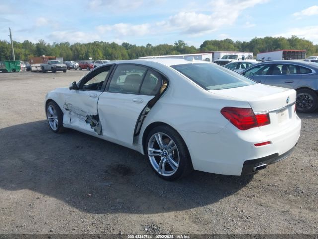 2015 BMW 740LI WBAYE4C52FD139080 Photo 2