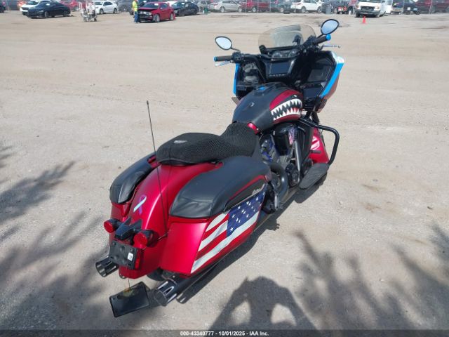 2024 INDIAN MOTORCYCLE CO. CHALLENGER 56KLCCRR8R3424555 Photo 3