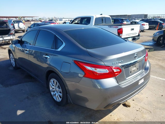 1N4AL3AP7HN311664 Nissan 2017